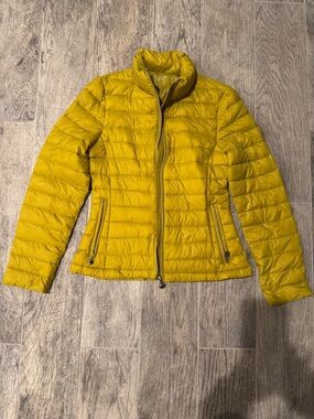 Calvin Klein mustard Yellow Lightweight Quilted Puffer Jacket